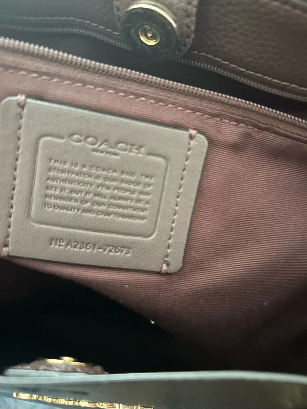 COACH LARGE TOTE BAG WITH GOLD HARDWARE